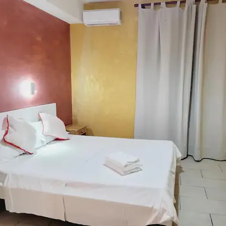 Giovanni Giolitti 177 Termini Apartman