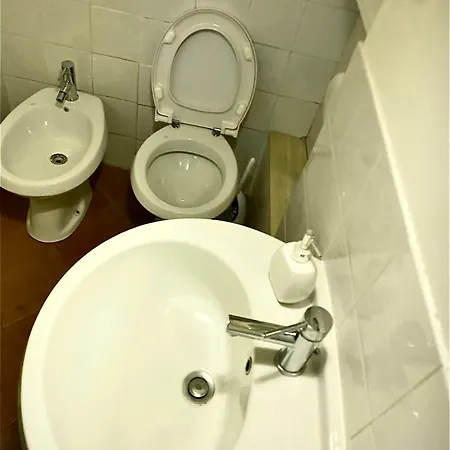 Giovanni Giolitti 177 Termini Apartman *